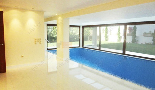 Εσωτερική πισίνα - Indoor swimming pool